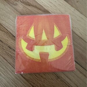 Halloween Glowing Jack o’ Lanterns Pumpkins Beverage Napkins 16 Count